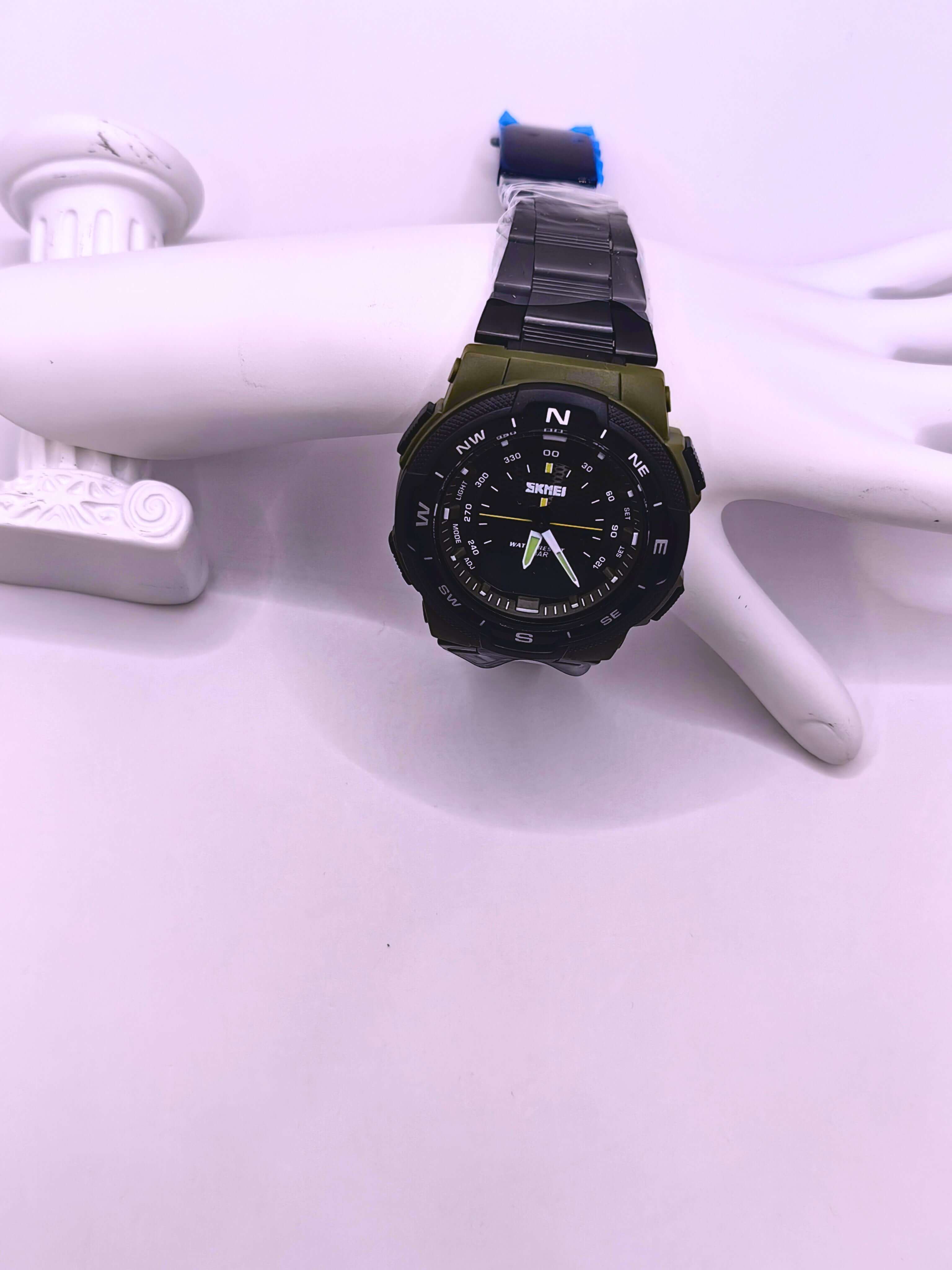 WA0010 - Reloj Digital/Análogo Acero Verde SKMEI