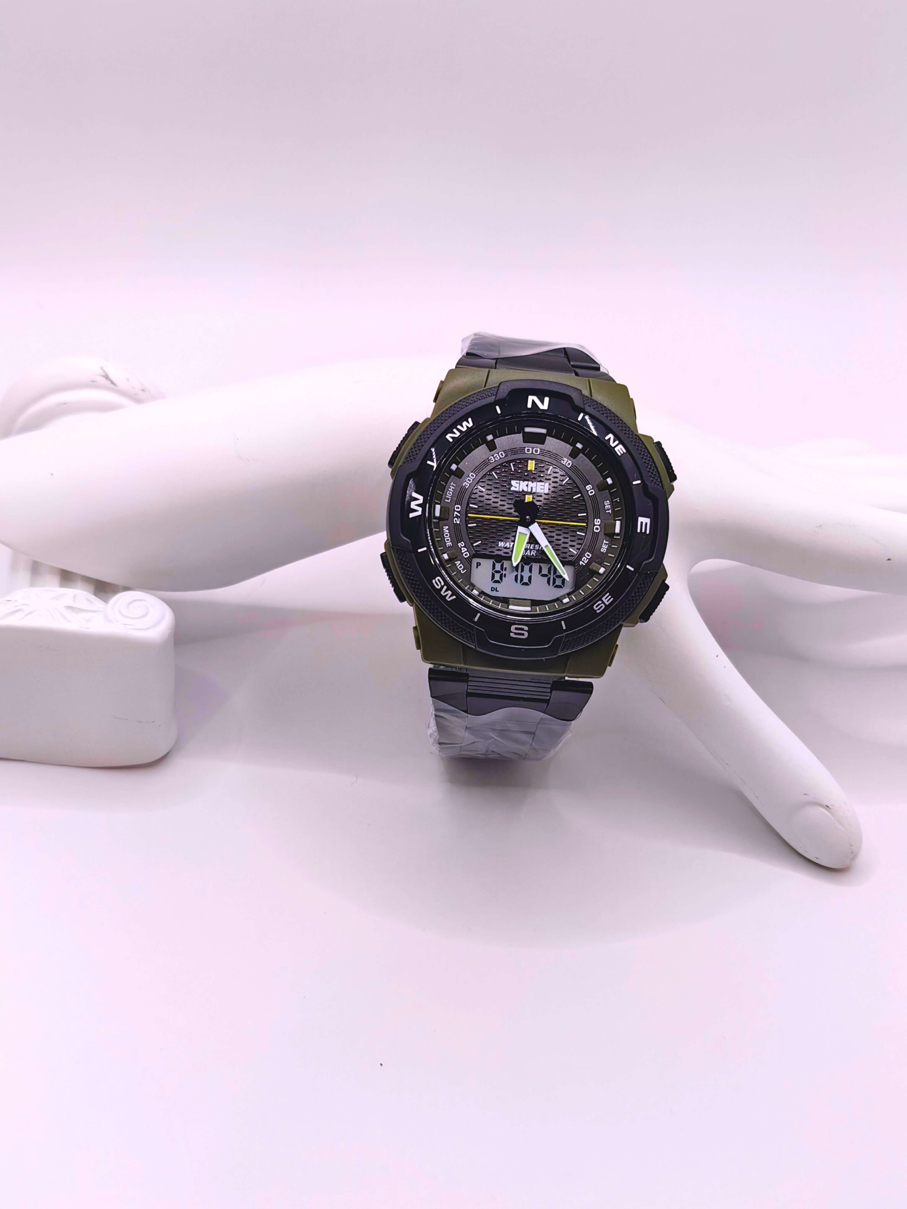 WA0010 - Reloj Digital/Análogo Acero Verde SKMEI