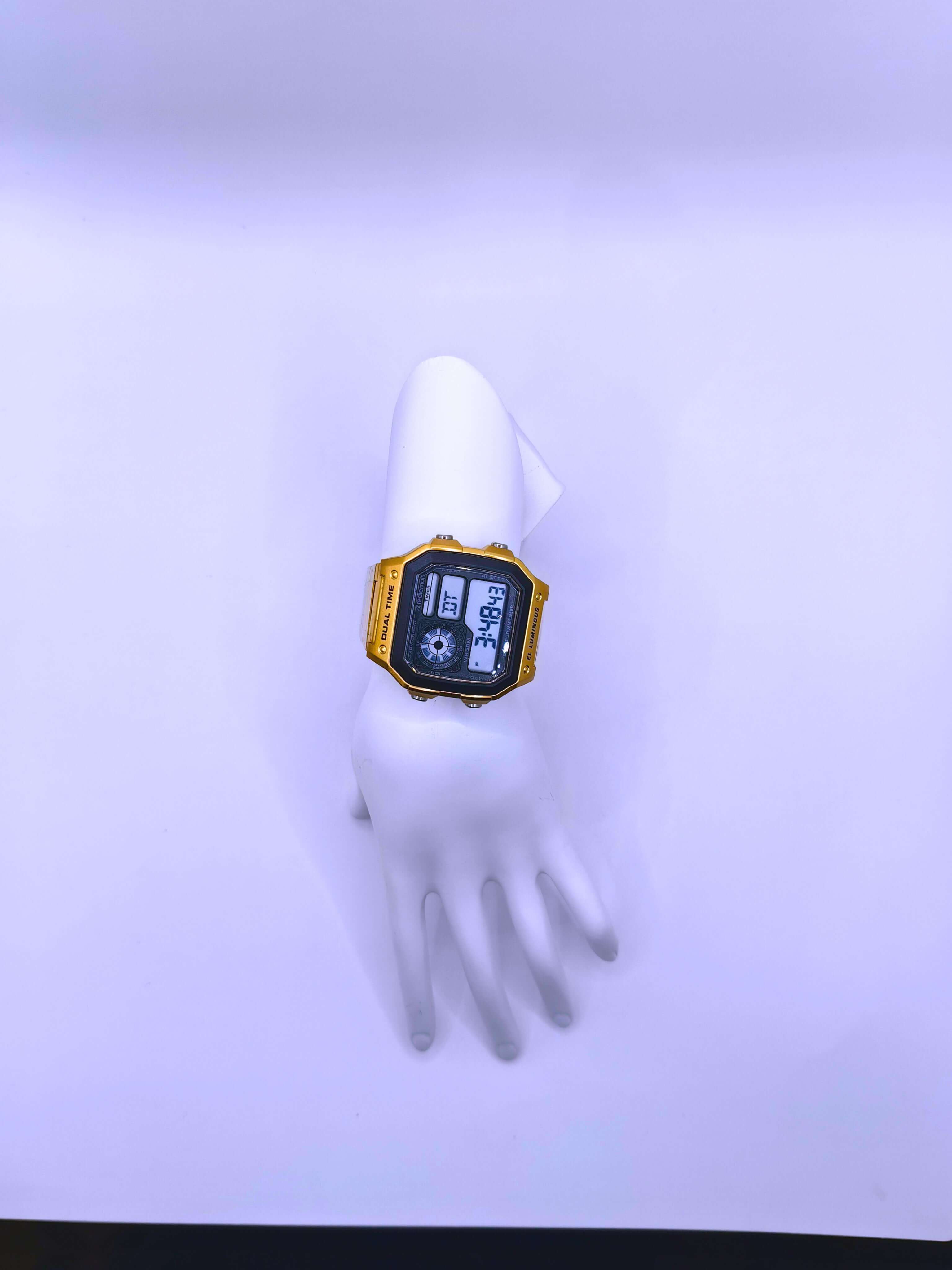 WA0006 - Reloj Digital Acero inoxidable Dorado SKMEI