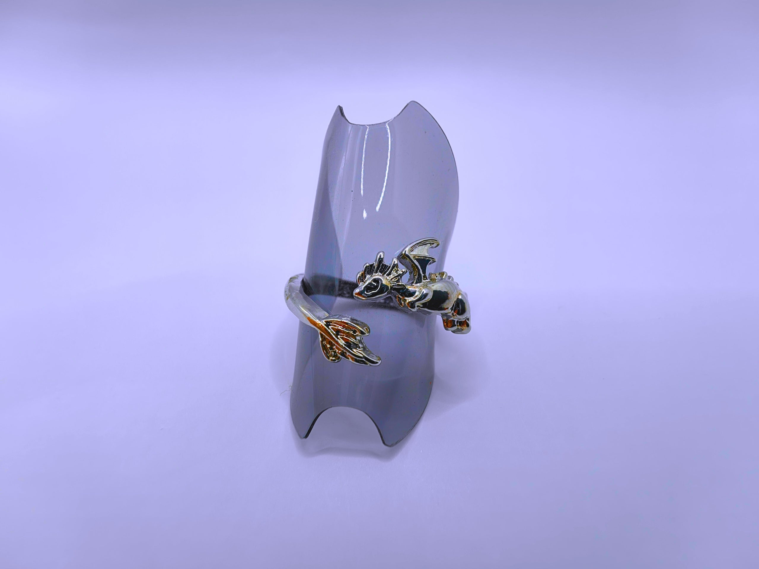 RB0018 - Anillo Zinc Dragón Plateado Ajustable Calenbi