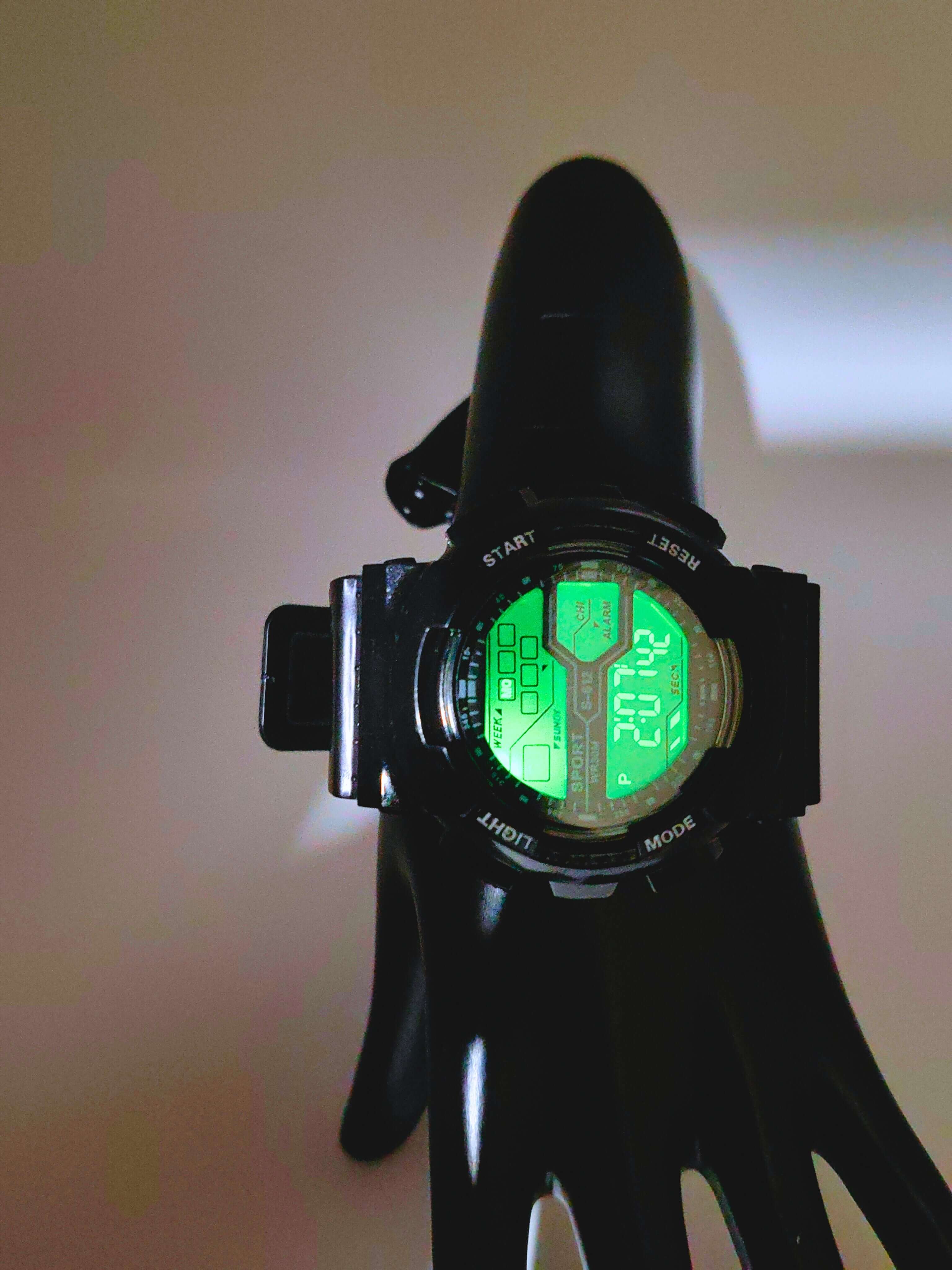 WA0012 - Reloj Digital Plástico Negro Calenbi