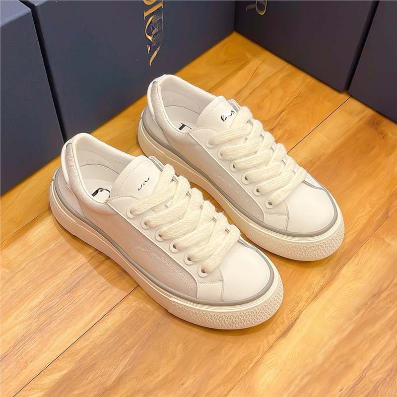 Zapatillas Deportivas Casuales y Sencillas